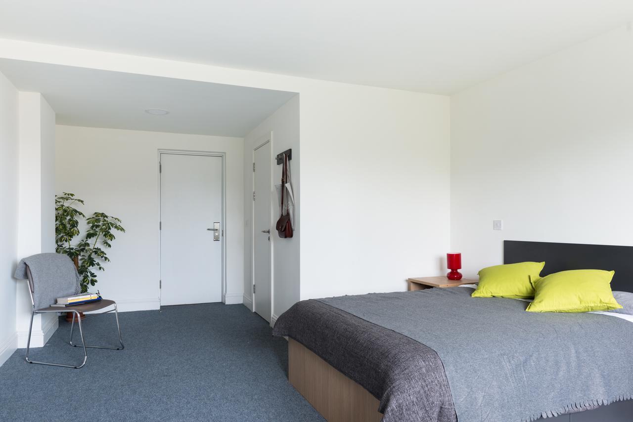 Aparto - Montrose Booterstown ภายนอก รูปภาพ