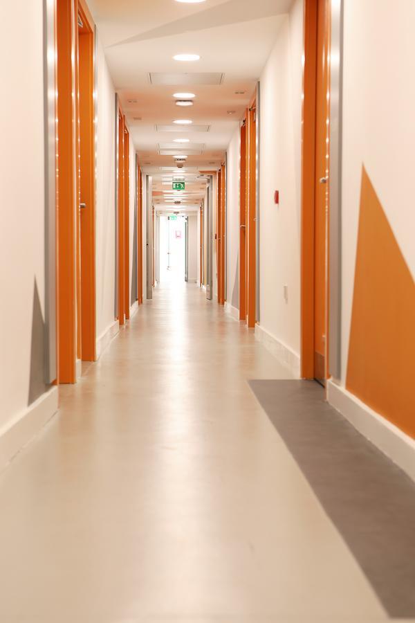 Aparto - Montrose Booterstown ภายนอก รูปภาพ